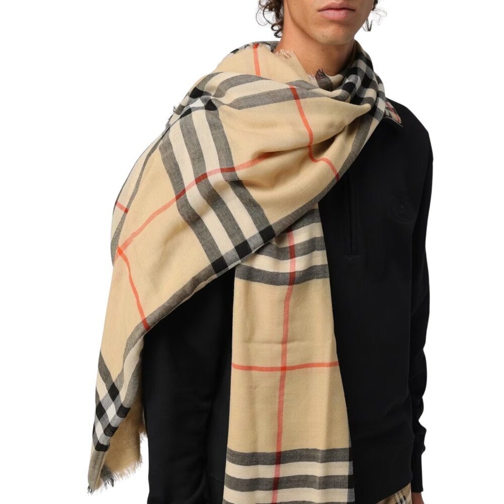 Burberry The Classic Check 100% Cashmere Fringe Scarf Luxury Preppy Designer - Picture 1 of 6